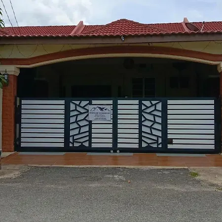 Ninizam Kemaman Cukai Homestay Chukai Exterior photo